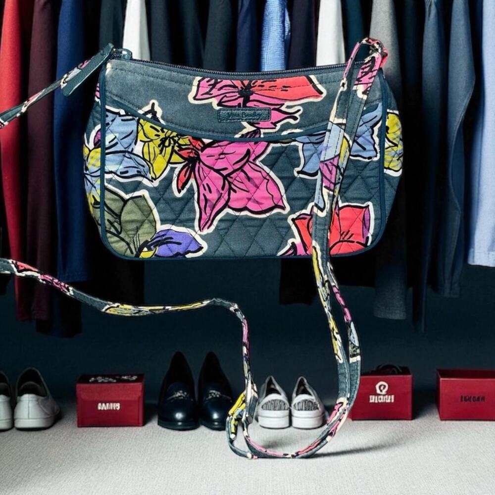 Vera Bradley Quilted Crossbody Bag Falling Flowers Floral Purse Full Zip Pocket